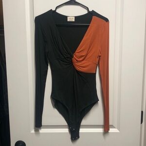 Women’s Small Two-Toned Long-Sleeve Bodysuit